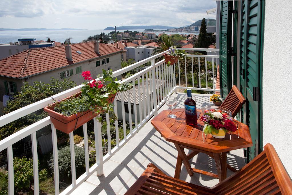 Apartment Firule Sandy Beach Split Bagian luar foto
